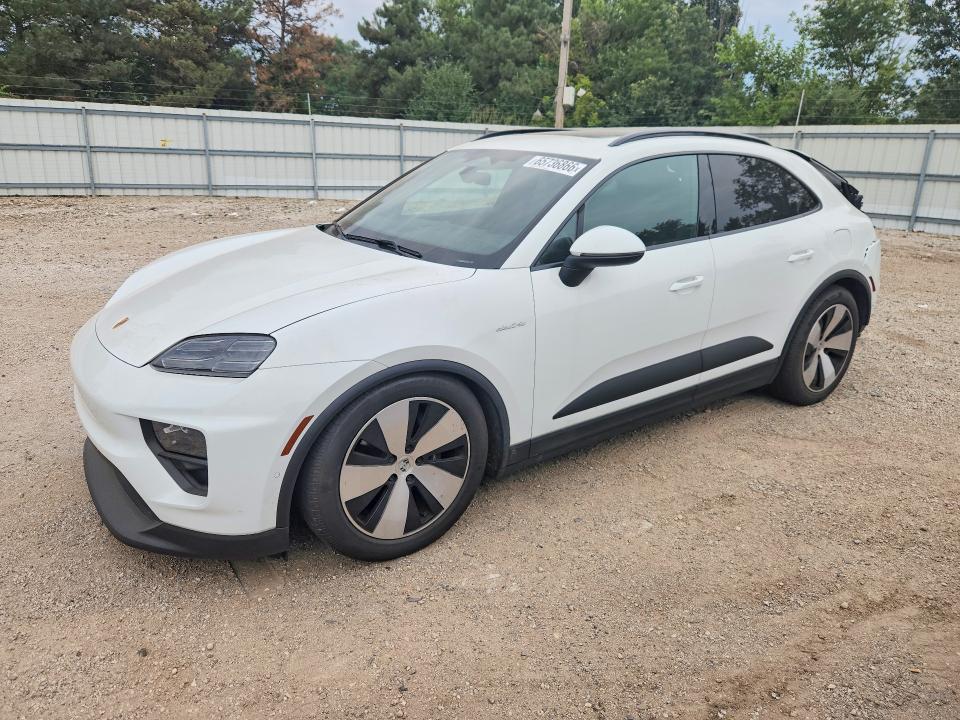 65736866 :رقم المزاد ، WP1AA2XA1SL000355 vin ، 2025 Porsche Macan مزاد بيع
