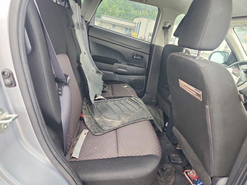 Продажа на аукционе авто 2017 Mitsubishi Outlander Sport, vin: JA4AR3AU2HZ060148, номер лота: 63953736