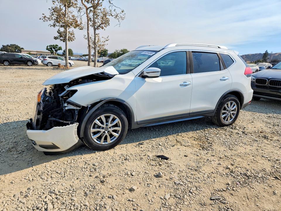 Auction sale of the 2017 Nissan Rogue, vin: KNMAT2MT0HP561314, lot number: 66384066