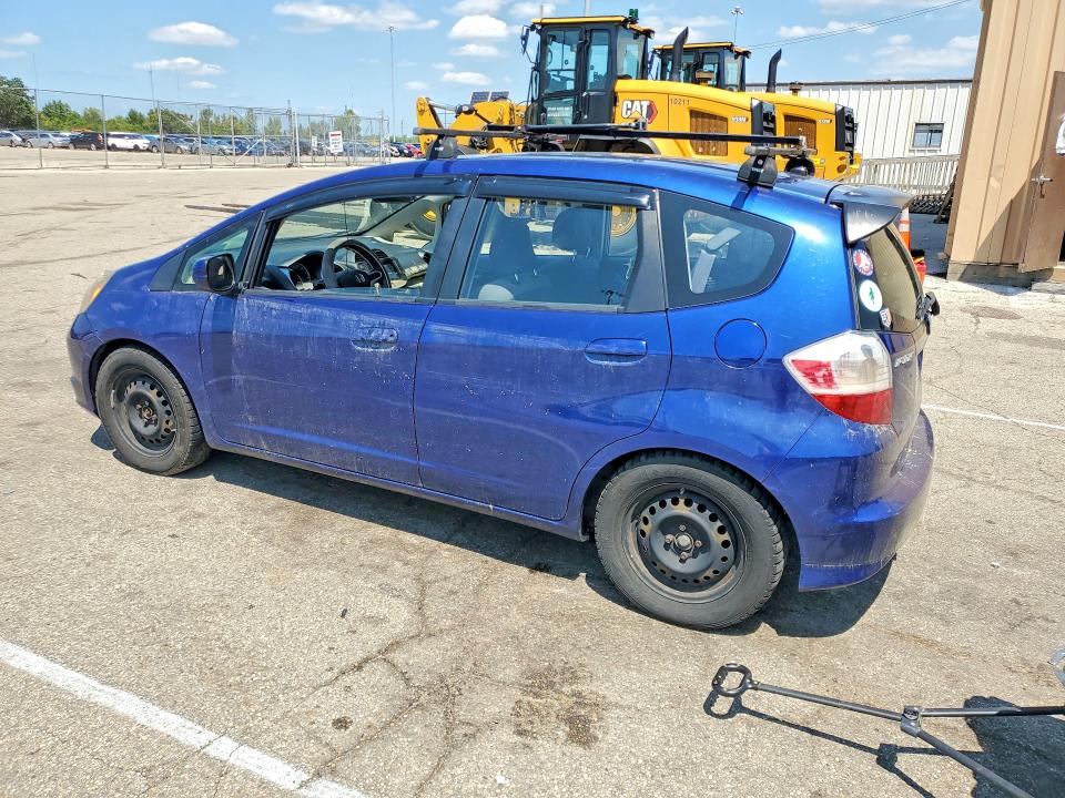 2013 Honda Fit მანქანა იყიდება აუქციონზე, vin: JHMGE8H34DC045703, აუქციონის ნომერი: 63883286