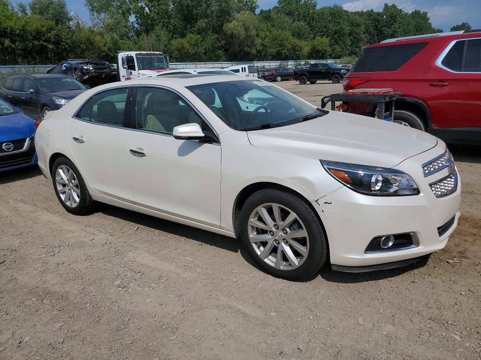 66224506 :رقم المزاد ، 1G11H5SA7DF330570 vin ، 2013 Chevrolet Malibu مزاد بيع