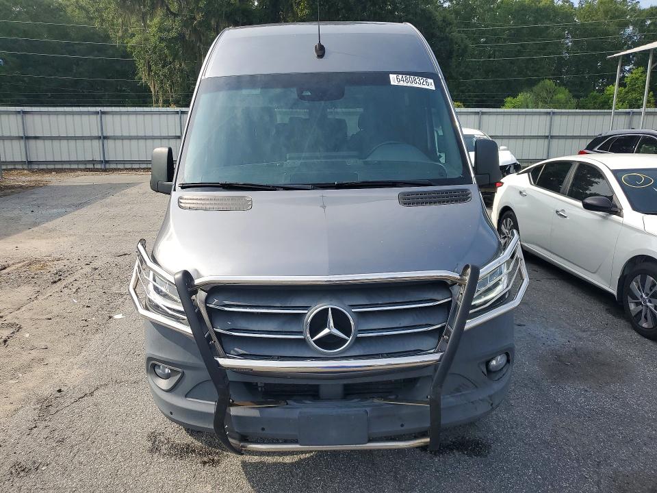 64808326 :رقم المزاد ، W1Z4NFHY9PT121996 vin ، 2023 Mercedes-benz Sprinter مزاد بيع