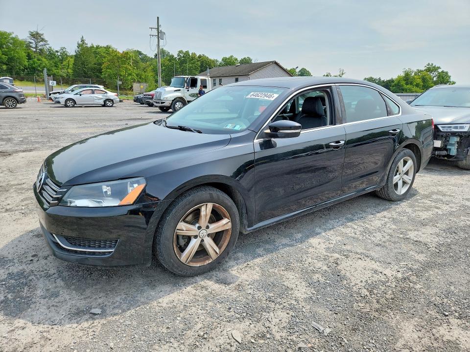 64622946 :رقم المزاد ، 1VWBP7A31DC080464 vin ، 2013 Volkswagen Passat مزاد بيع