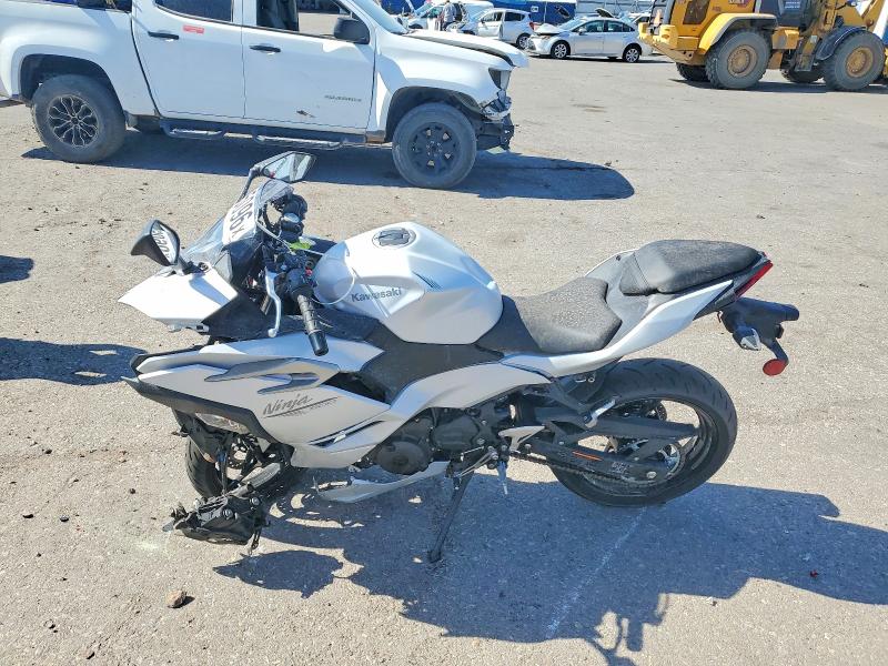 65705096 :رقم المزاد ، ML5EXGG16SDA71298 vin ، 2025 Kawasaki Ex500 مزاد بيع