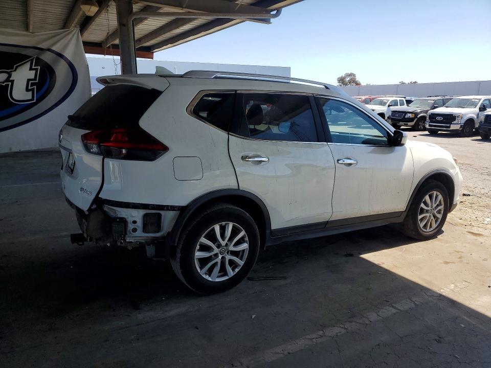 Auction sale of the 2020 Nissan Rogue, vin: JN8AT2MV4LW143424, lot number: 63767326