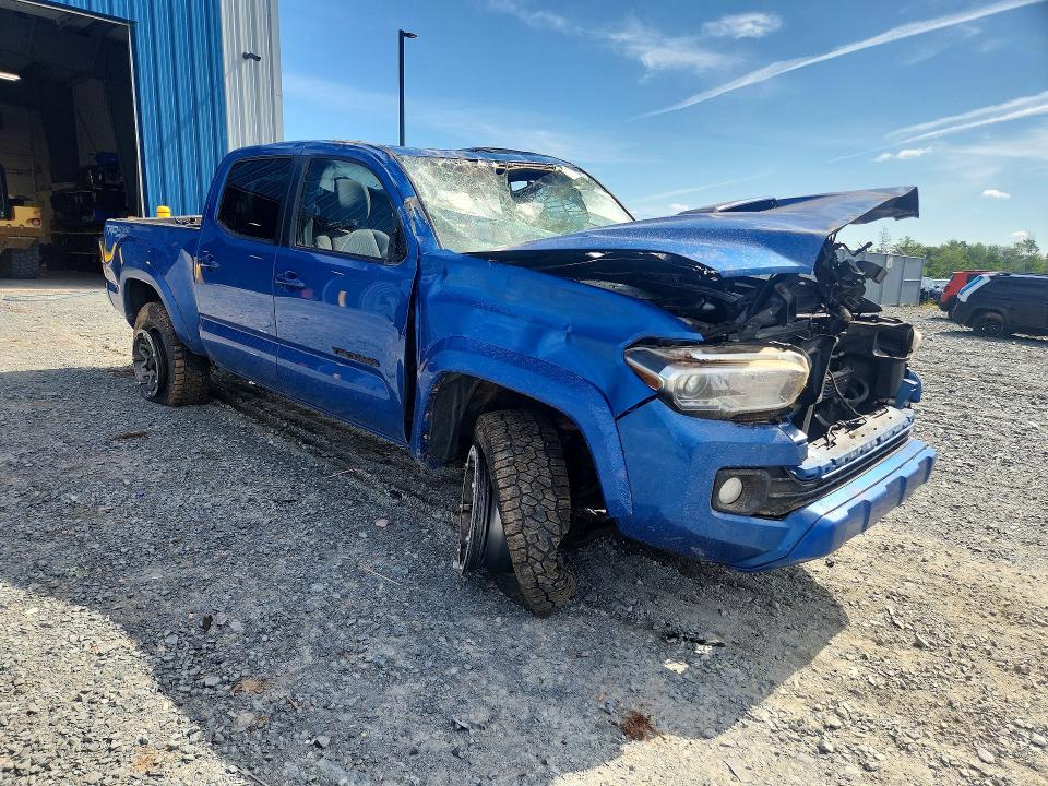 66617986 :رقم المزاد ، 5TFDZ5BN9GX006569 vin ، 2016 Toyota Tacoma مزاد بيع