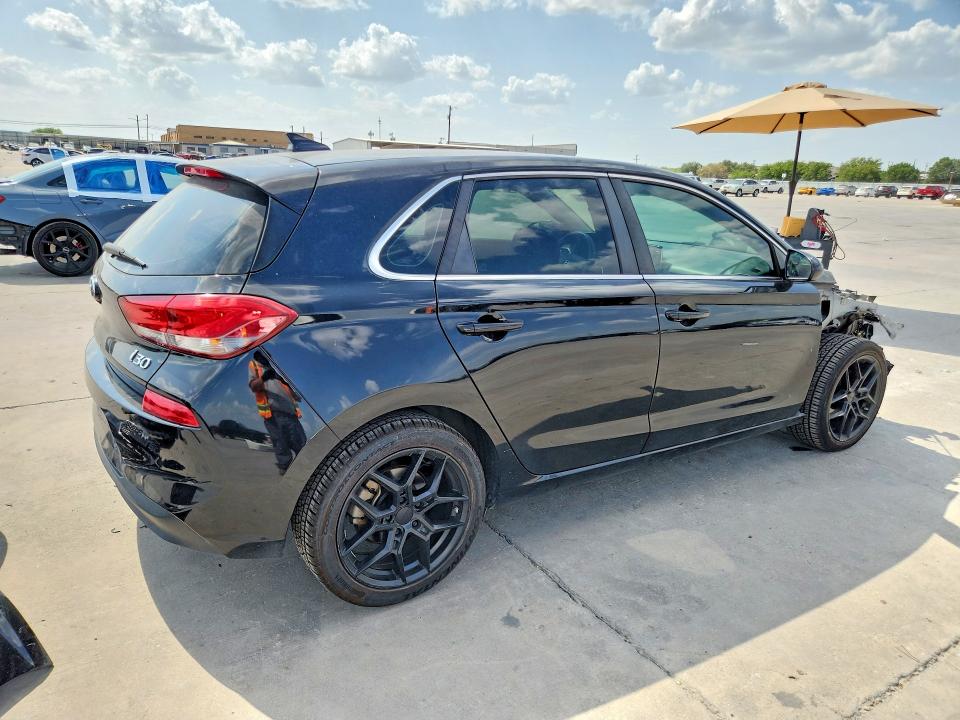2018 Hyundai Elantra Gt მანქანა იყიდება აუქციონზე, vin: KMHH35LE3JU019260, აუქციონის ნომერი: 64052526