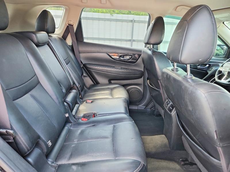 64649366 :رقم المزاد ، JN8AT2MT5JW463394 vin ، 2018 Nissan Rogue مزاد بيع