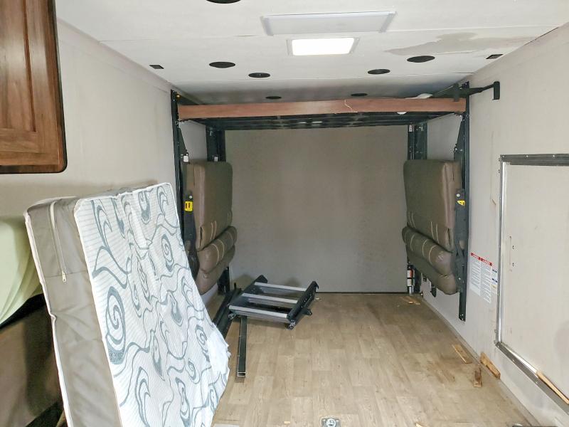 Продаж на аукціоні авто 2018 Foresriver Work And Play, vin: 4X4TWPF22JB018559, номер лоту: 62016806