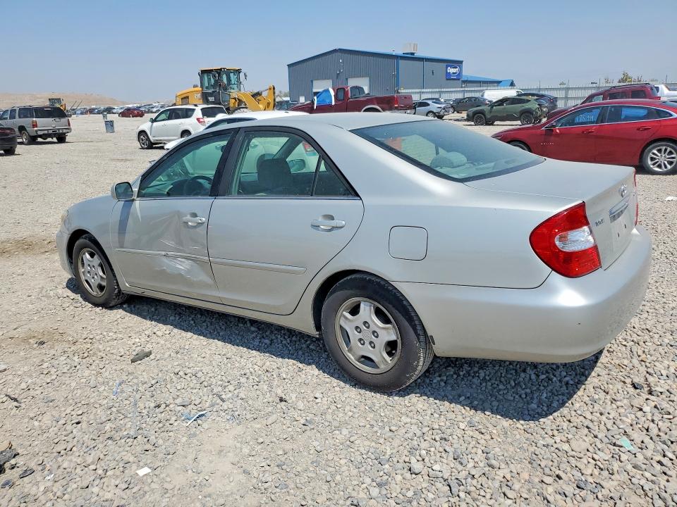 2002 Toyota Camry მანქანა იყიდება აუქციონზე, vin: 4T1BF32K22U020698, აუქციონის ნომერი: 63731796