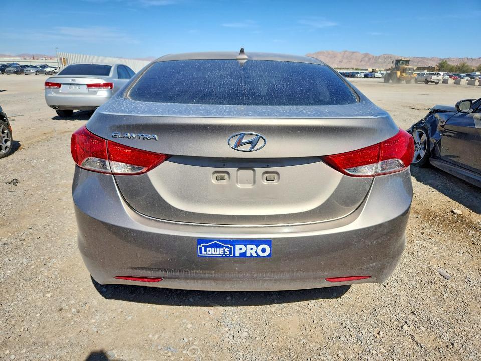 59207096 :رقم المزاد ، 5NPDH4AE2DH286597 vin ، 2013 Hyundai Elantra مزاد بيع