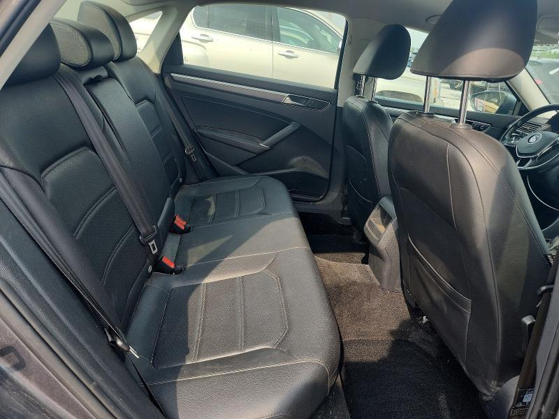 Продаж на аукціоні авто 2017 Volkswagen Passat, vin: 1VWDT7A3XHC076083, номер лоту: 64302036