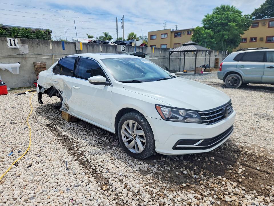 66551876 :رقم المزاد ، 1VWBA7A35JC021219 vin ، 2018 Volkswagen Passat مزاد بيع
