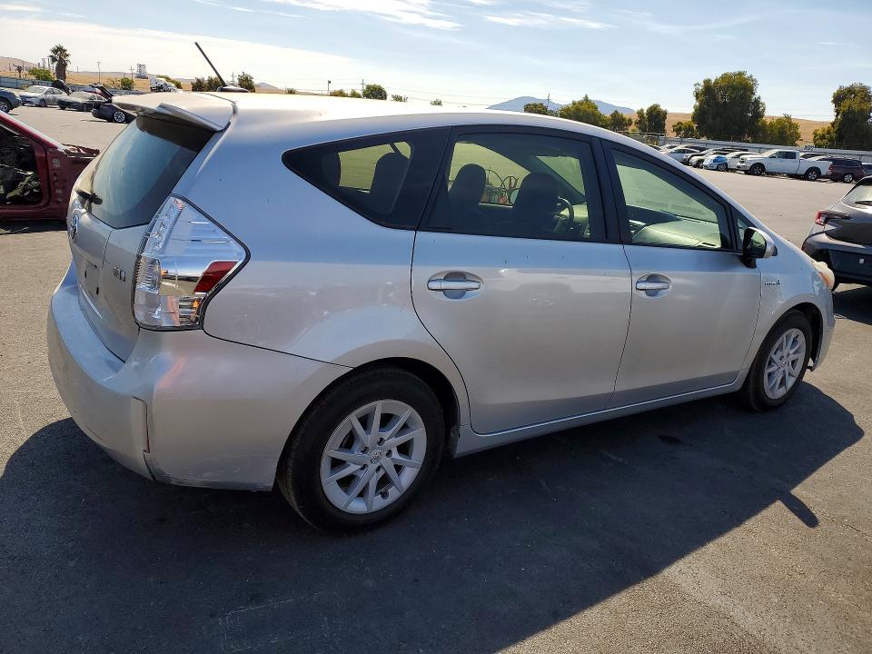 2013 Toyota Prius V მანქანა იყიდება აუქციონზე, vin: JTDZN3EU3D3233011, აუქციონის ნომერი: 64825876