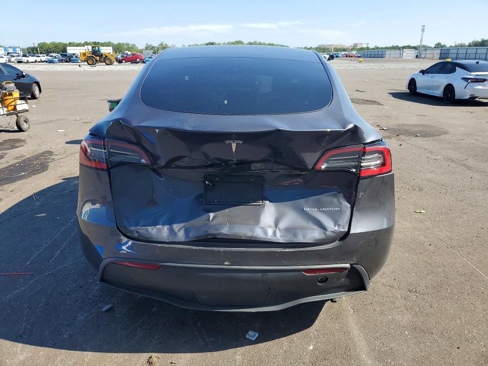 Продажа на аукционе авто 2021 Tesla Model Y, vin: 5YJYGDEE3MF073381, номер лота: 64470796