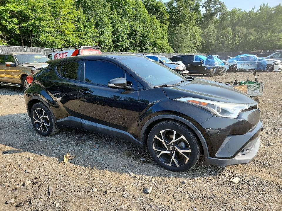 2018 Toyota C-hr მანქანა იყიდება აუქციონზე, vin: NMTKHMBX4JR026181, აუქციონის ნომერი: 64316966