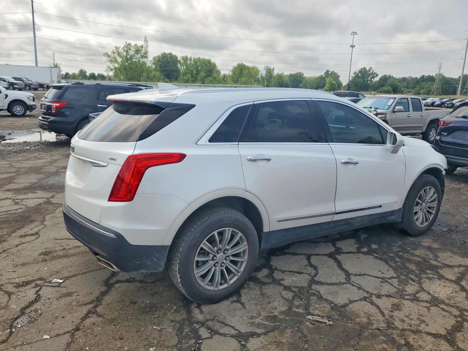 Продаж на аукціоні авто 2018 Cadillac Xt5, vin: 1GYKNDRS5JZ199477, номер лоту: 64390416
