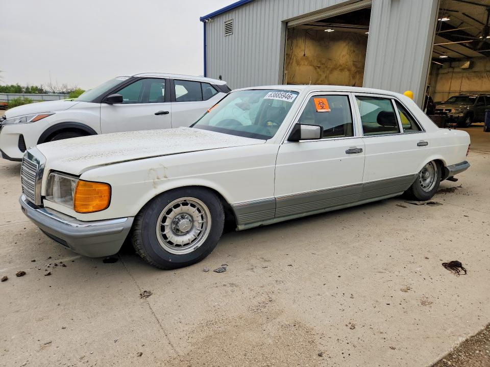 63885946 :رقم المزاد ، WDB1260371A099988 vin ، 1984 Merced 500 Sel 198 Rwd مزاد بيع