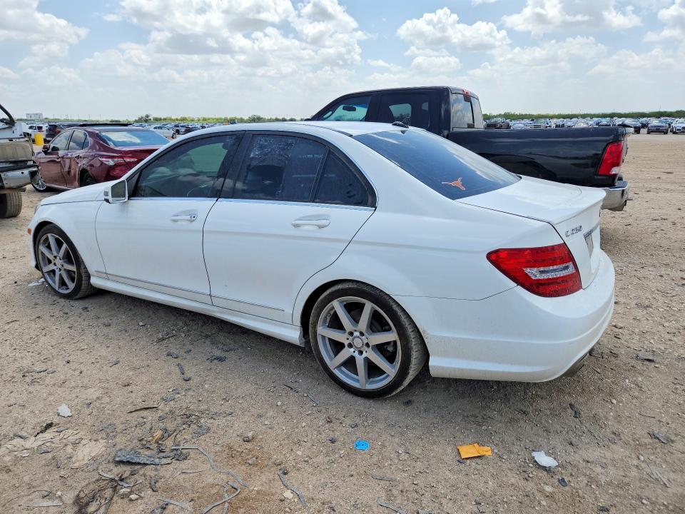 2014 Mercedes-benz C მანქანა იყიდება აუქციონზე, vin: WDDGF4HB0EA957746, აუქციონის ნომერი: 65880266