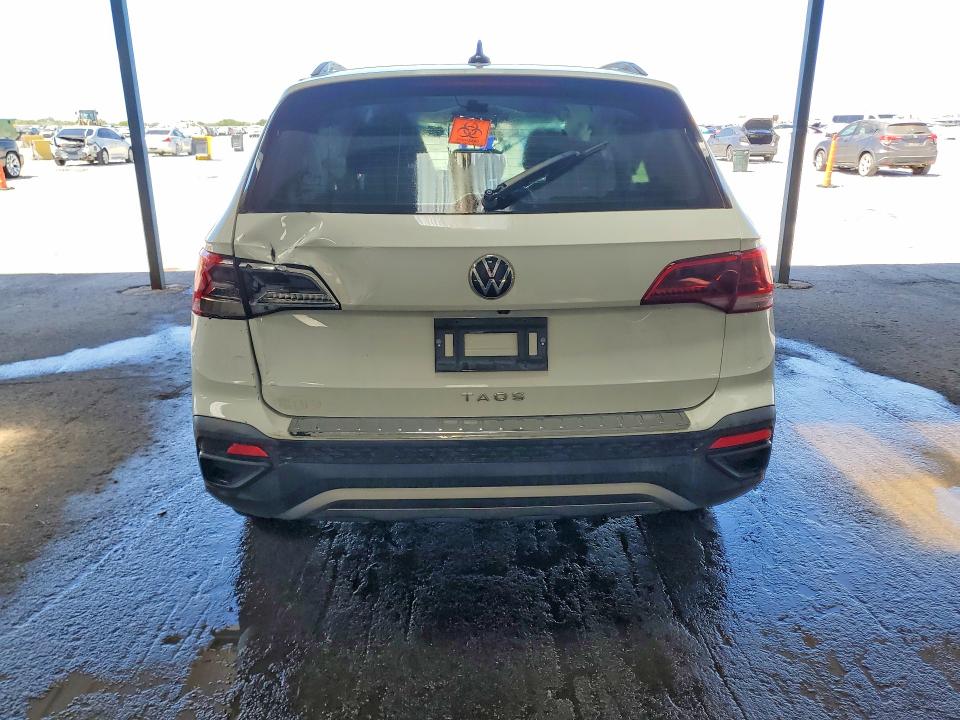 Продажа на аукционе авто 2022 Volkswagen Taos, vin: 3VVDX7B27NM005206, номер лота: 65913516