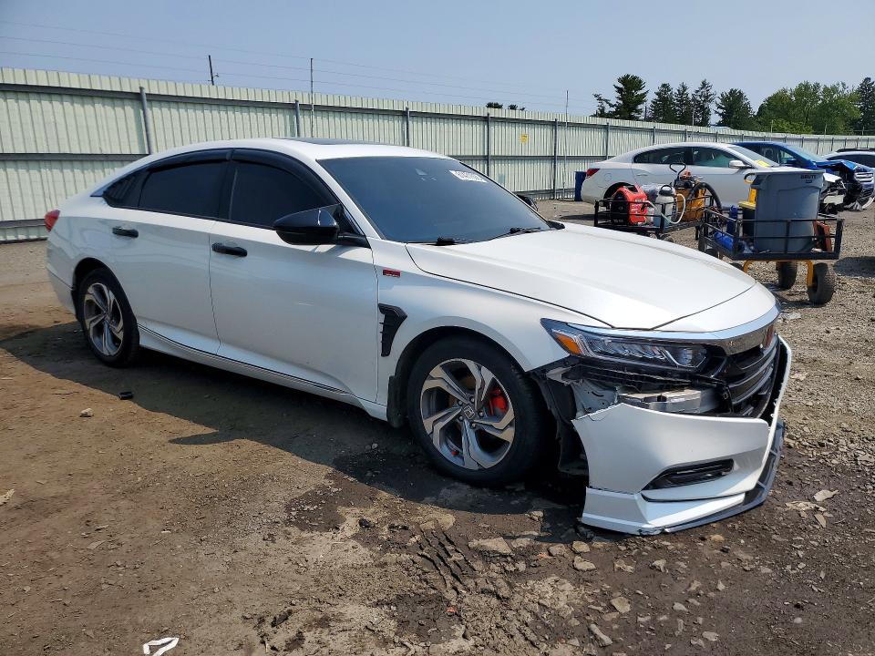 Auction sale of the 2020 Honda Accord, vin: 1HGCV1F4XLA062682, lot number: 61471506