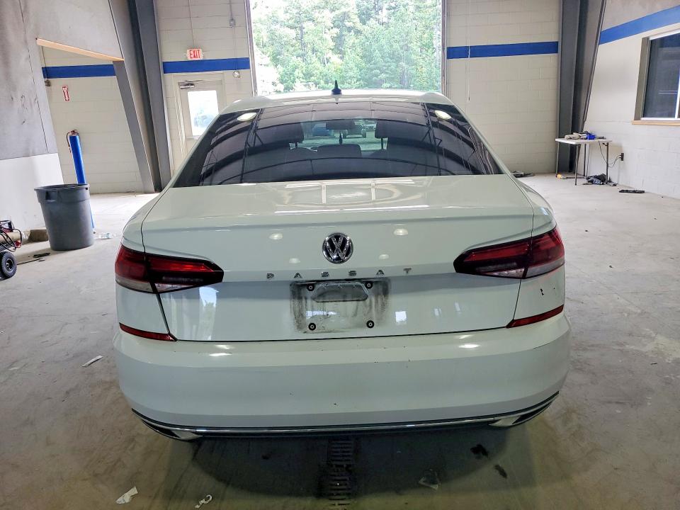 Продажа на аукционе авто 2021 Volkswagen Passat, vin: 1VWAA7A33MC006993, номер лота: 65919276