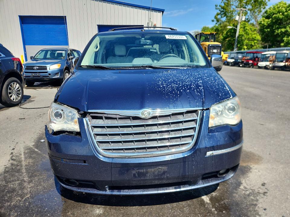 2009 Chrysler Town & Country მანქანა იყიდება აუქციონზე, vin: 2A8HR64X29R577370, აუქციონის ნომერი: 66255566