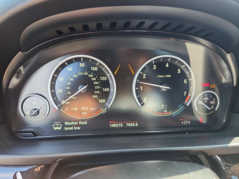 2011 Bmw 550 მანქანა იყიდება აუქციონზე, vin: WBAFR9C52BC758710, აუქციონის ნომერი: 63484476
