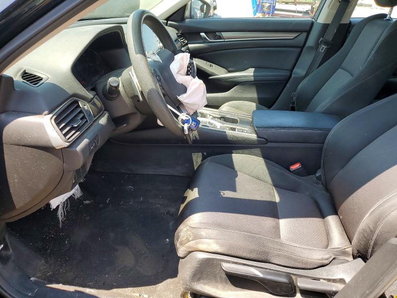 63515566 :رقم المزاد ، 1HGCV3F10JA001694 vin ، 2018 Honda Accord مزاد بيع