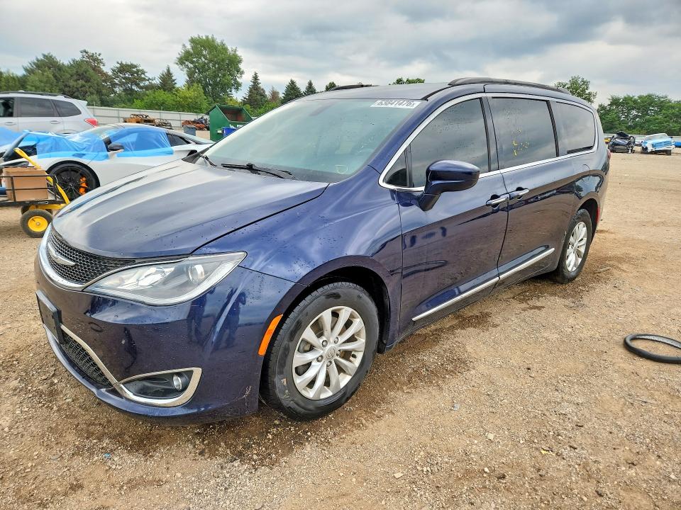 Aukcja sprzedaży 2017 Chrysler Pacifica, vin: 2C4RC1BGXHR831828, numer aukcji: 63841476