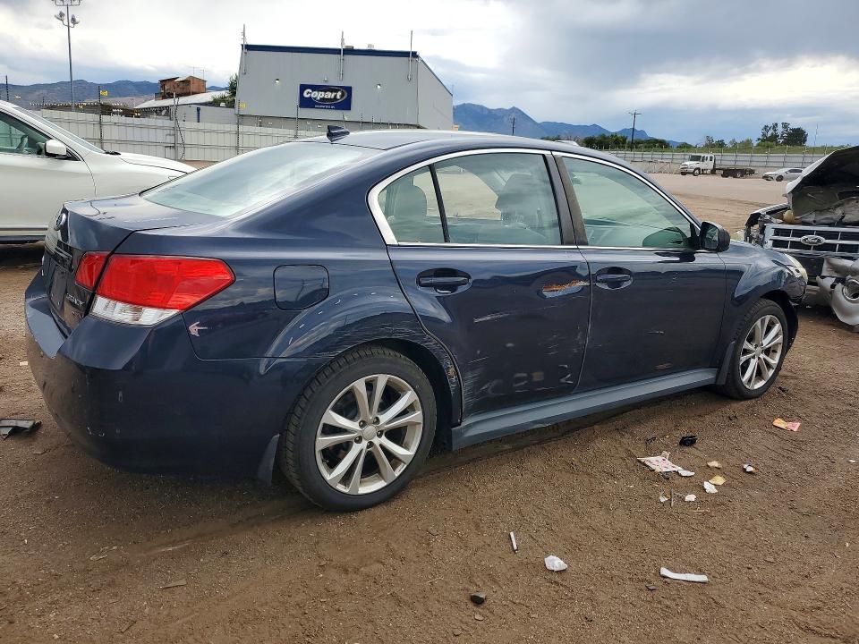 2014 Subaru Legacy მანქანა იყიდება აუქციონზე, vin: 4S3BMCC61E3011433, აუქციონის ნომერი: 64770056