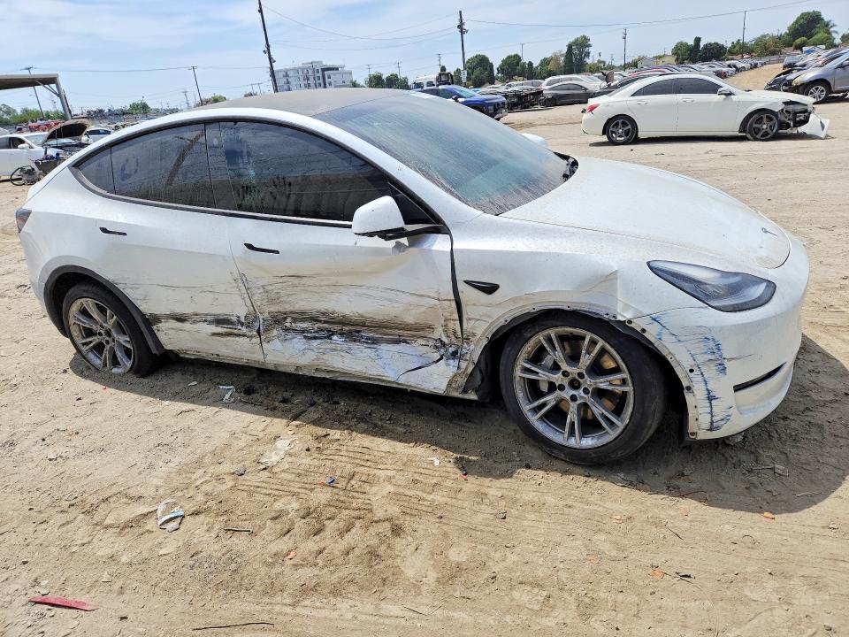 Продаж на аукціоні авто 2021 Tesla Model Y, vin: 5YJYGDEE4MF086494, номер лоту: 67197526