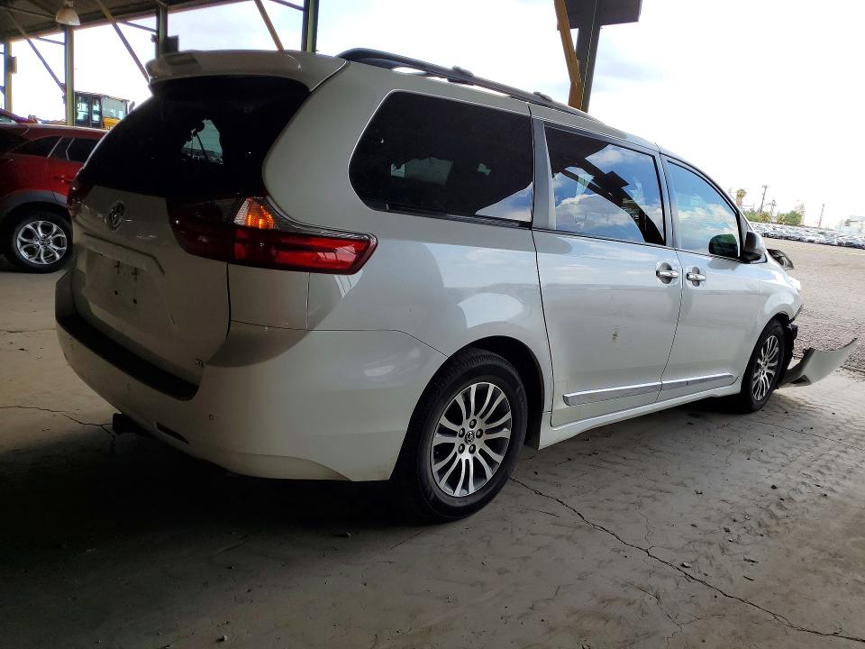 Продажа на аукционе авто 2020 Toyota Sienna, vin: 5TDYZ3DC0LS055080, номер лота: 64929846
