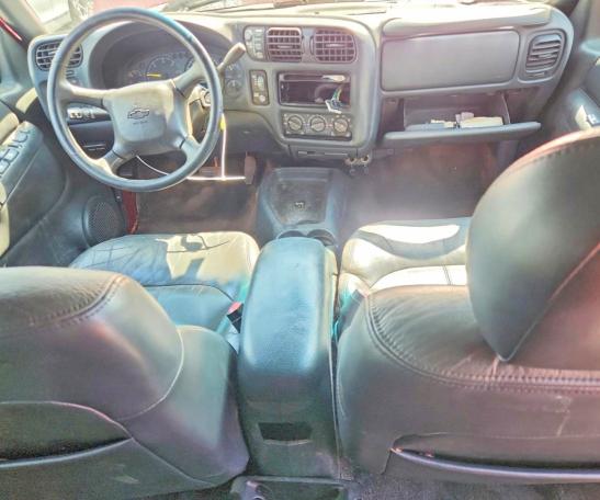 2000 Chevrolet Blazer მანქანა იყიდება აუქციონზე, vin: 1GNDT13W5Y2380684, აუქციონის ნომერი: 66568836
