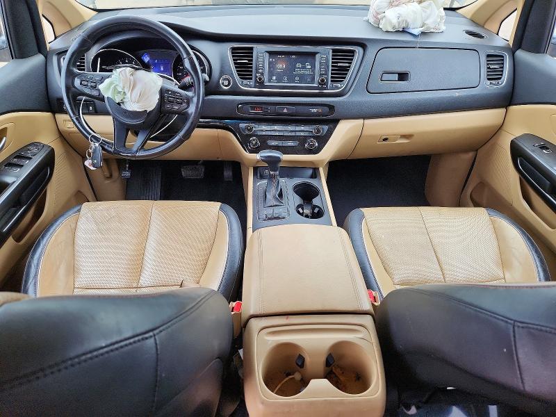 65685726 :رقم المزاد ، KNDMB5C10H6324152 vin ، 2017 Kia Sedona مزاد بيع