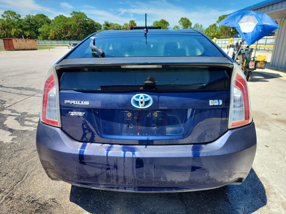 2013 Toyota Prius მანქანა იყიდება აუქციონზე, vin: JTDKN3DU3D0354318, აუქციონის ნომერი: 64373346