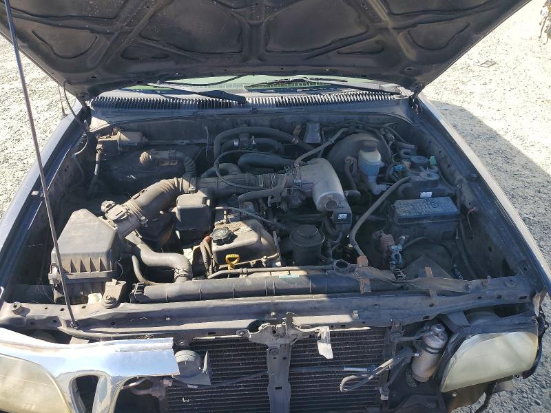 64416256 :رقم المزاد ، 5TENL42N51Z822467 vin ، 2001 Toyota Tacoma مزاد بيع