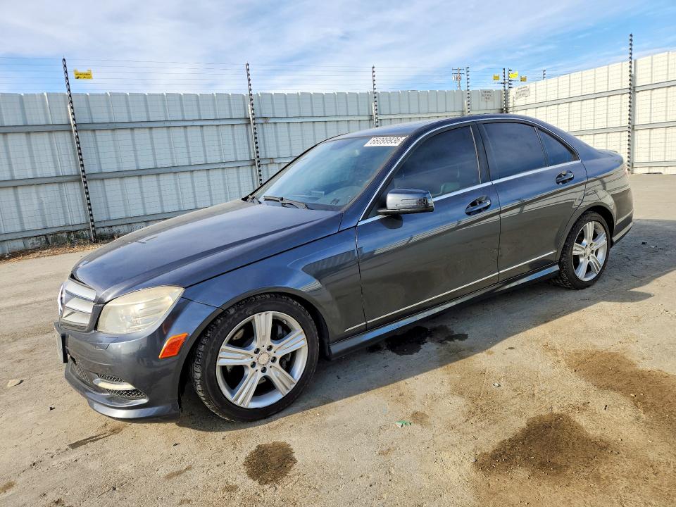 2011 Mercedes-benz C მანქანა იყიდება აუქციონზე, vin: WDDGF5GB2BR145238, აუქციონის ნომერი: 66099936
