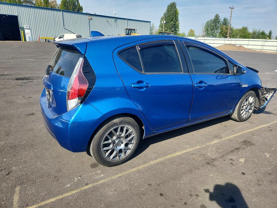 2015 Toyota Prius C მანქანა იყიდება აუქციონზე, vin: JTDKDTB35F1583092, აუქციონის ნომერი: 66292716