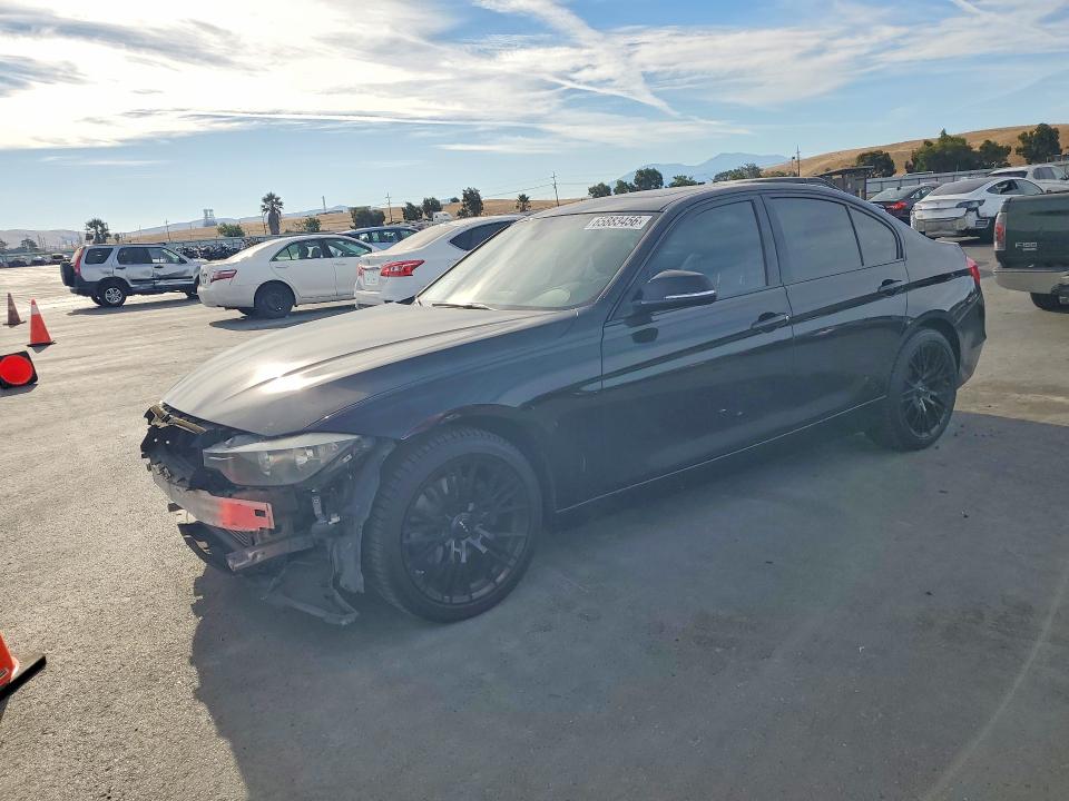 65883456 :رقم المزاد ، WBA3B1G50FNT64135 vin ، 2015 Bmw 320 مزاد بيع