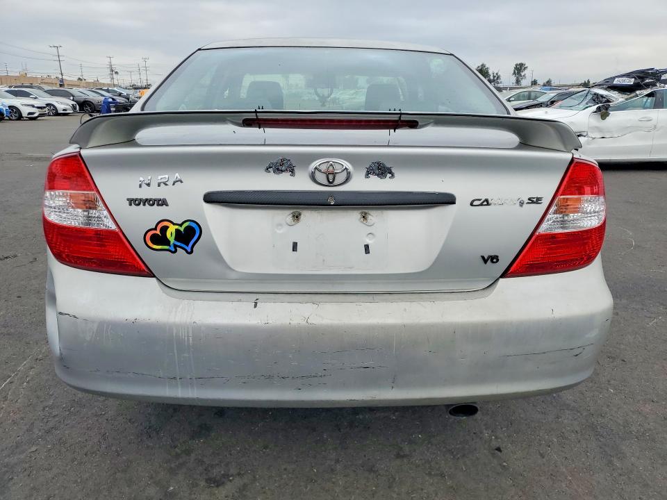2003 Toyota Camry მანქანა იყიდება აუქციონზე, vin: 4T1BF32K13U550002, აუქციონის ნომერი: 64151866