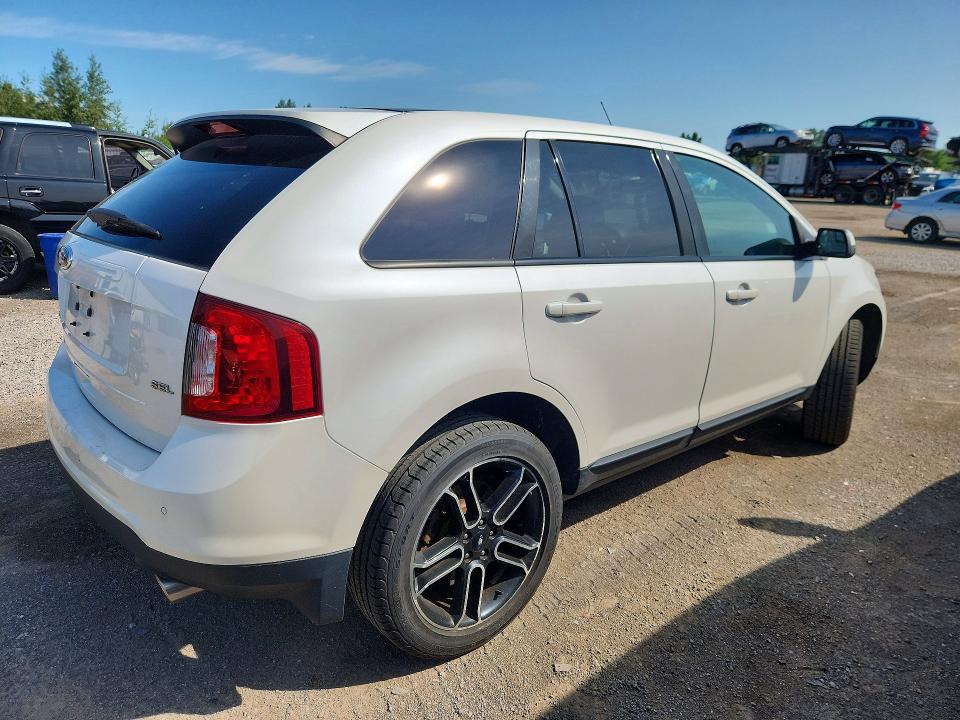 64441686 :رقم المزاد ، 2FMDK3JC0EBA51800 vin ، 2014 Ford Edge مزاد بيع