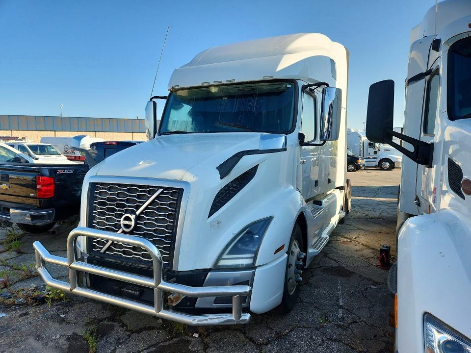 Auction sale of the 2019 Volvo Vn, vin: 4V4NC9EH1KN873637, lot number: 63388226