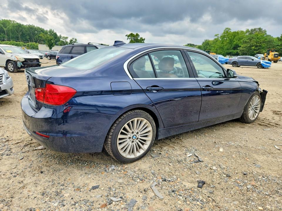 2015 Bmw 328 მანქანა იყიდება აუქციონზე, vin: WBA3B5C54FP654492, აუქციონის ნომერი: 64637026