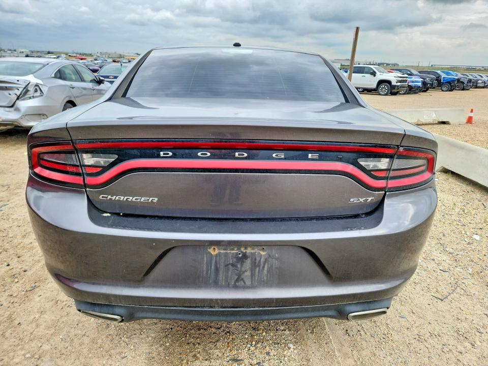 Продаж на аукціоні авто 2015 Dodge Charger, vin: 2C3CDXHG3FH879143, номер лоту: 64101626