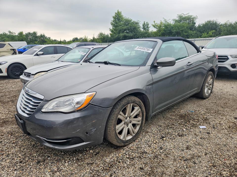 64488256 :رقم المزاد ، 1C3BC2EG8BN620347 vin ، 2011 Chrysler 200 مزاد بيع