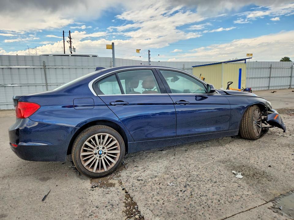 66211916 :رقم المزاد ، WBA3B5C52DF597454 vin ، 2013 Bmw 328 مزاد بيع