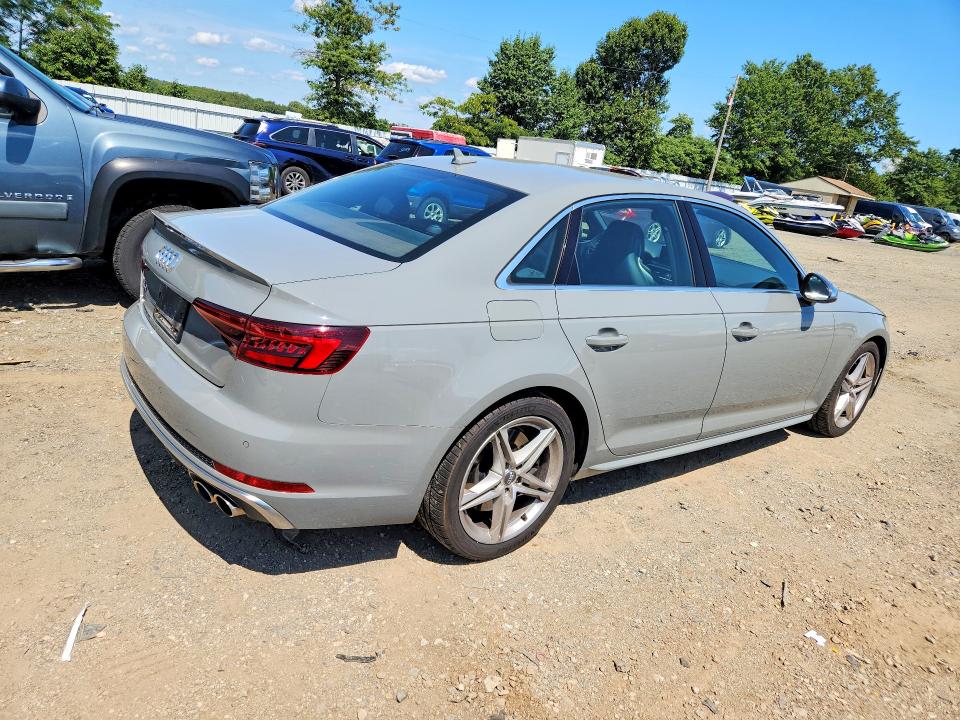 Продаж на аукціоні авто 2019 Audi S4, vin: WAUB4AF44KA026043, номер лоту: 64737696