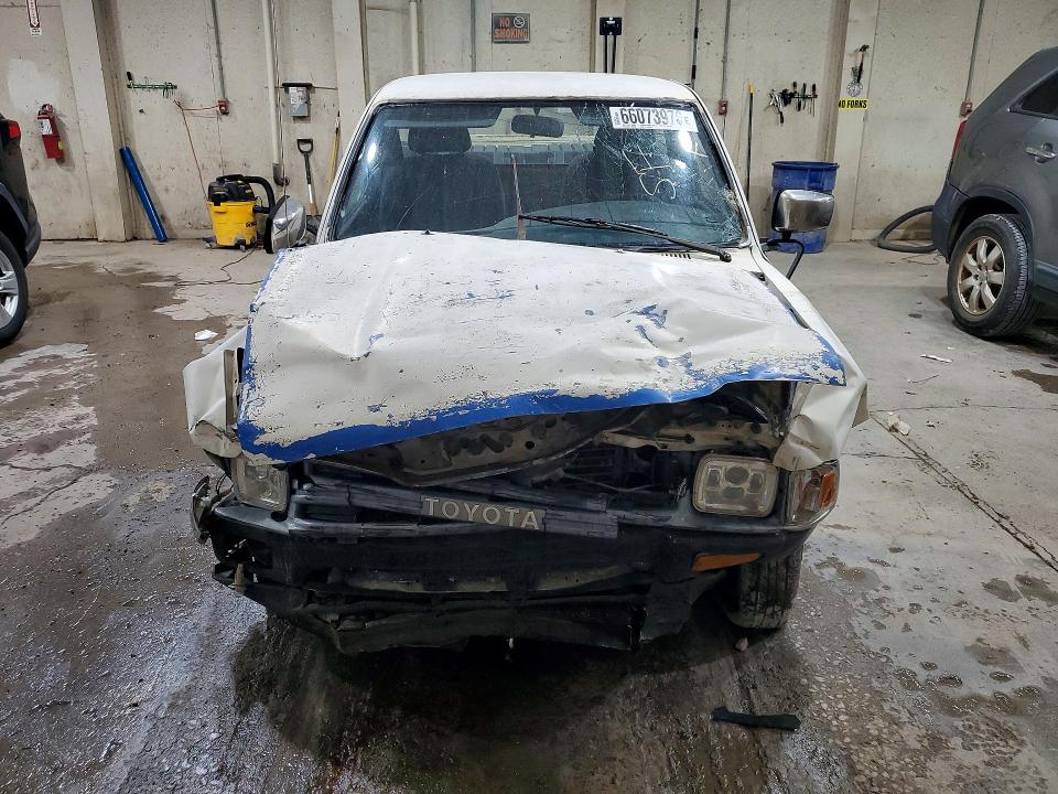 1989 Toyota Pickup მანქანა იყიდება აუქციონზე, vin: JT4VN82N6K0002305, აუქციონის ნომერი: 66073976