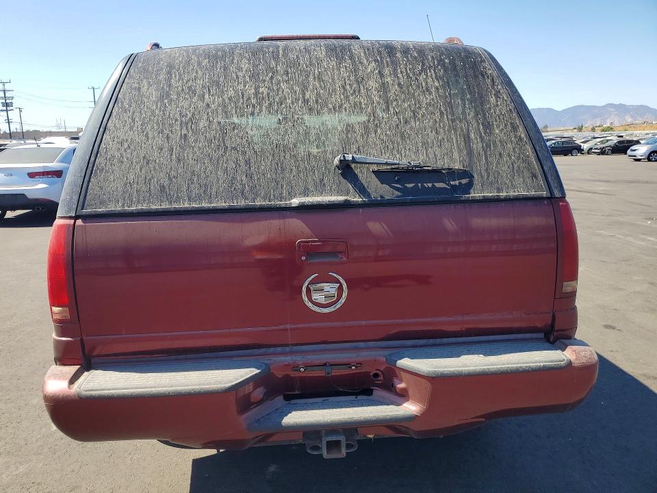 1999 Cadillac Escalade მანქანა იყიდება აუქციონზე, vin: 1GYEK13R7XR412660, აუქციონის ნომერი: 66435336